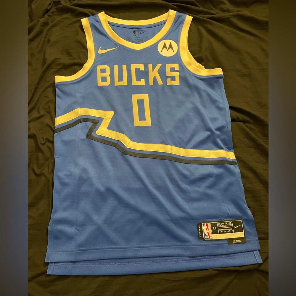 Nike Milwaukee Bucks Alternate “City Edition” Jersey from 23-24 season